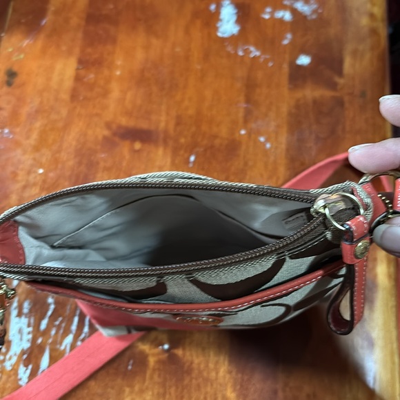 Coach crossbody…used - Picture 3 of 3